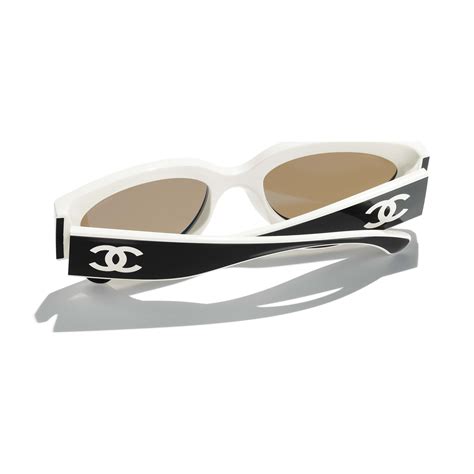 Cat Eye Sunglasses Nylon Black & White. Lenses: .